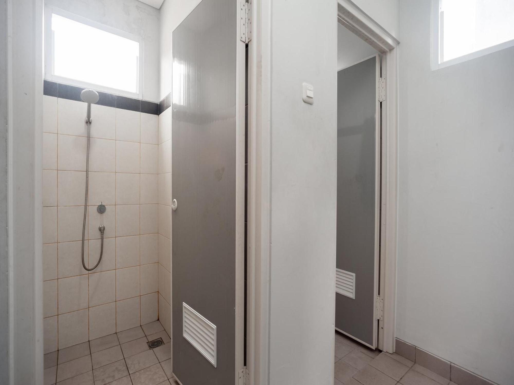 Pandu Raya Home ボゴール エクステリア 写真